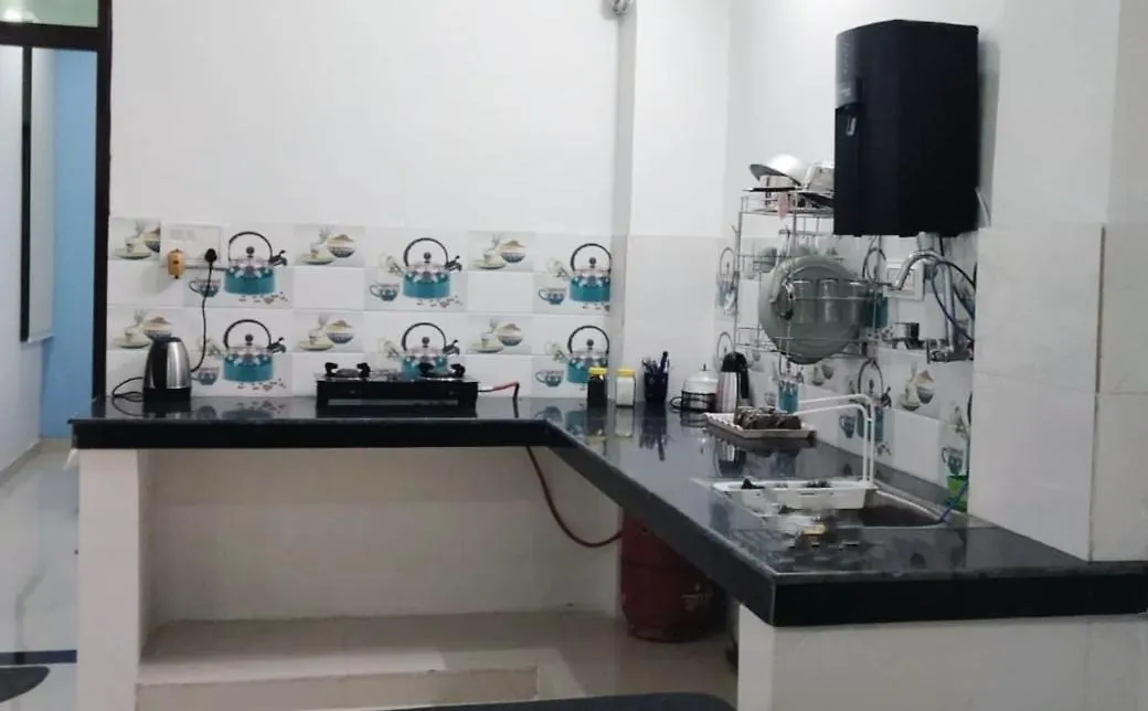 아파트 Vasudha - A 3-Bhk Homestay Near Assi Ghat With Flexible Check In 바라나시