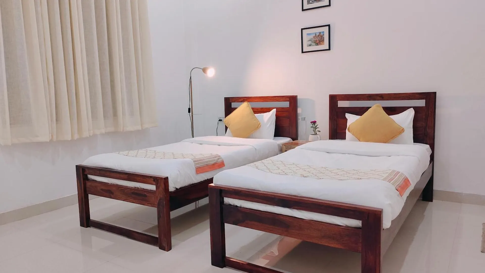 Contatti di Vasudha - A 3-Bhk Homestay Near Assi Ghat With Flexible Check In